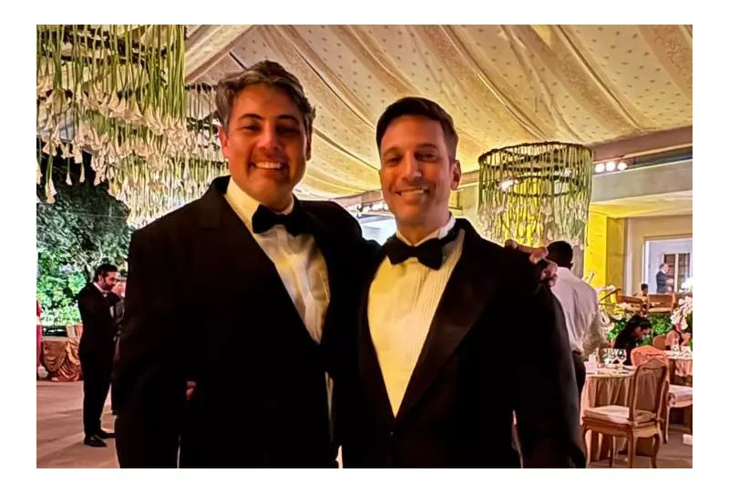 Rara aparição de Bruno De Luca: Ator brilha em casamento milionário de amigo íntimo