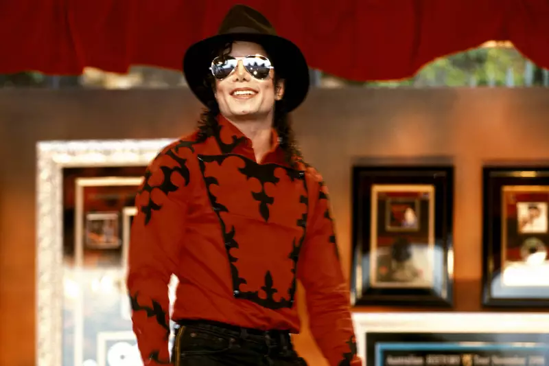 Rei do Pop no Topo: Michael Jackson lidera ranking de celebridades mortas mais bem pagas da Forbes