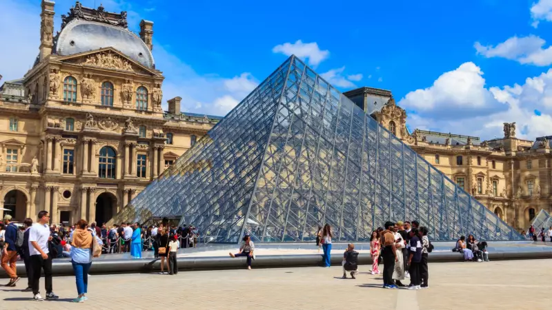 Roubo do Louvre: Suspeitos Presos Admitem Parcialmente Autoria do Crime Internacional