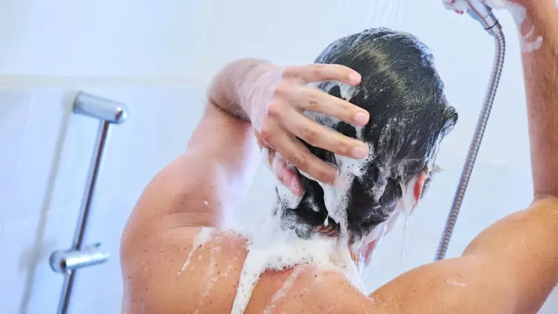 Sabonete em barra ou líquido: dermatologista revela qual pode prejudicar sua pele