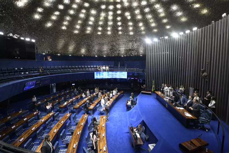 Senado pode liberar bilhões para saúde e educação: entenda a proposta que exclui empréstimos internacionais do teto de gastos