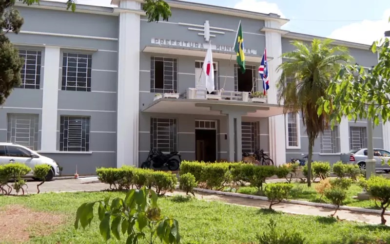 Servidores de Alfenas em Alerta: Atrasos no Pagamento de Horas Extras e Vale-Refeição Geram Inquietação