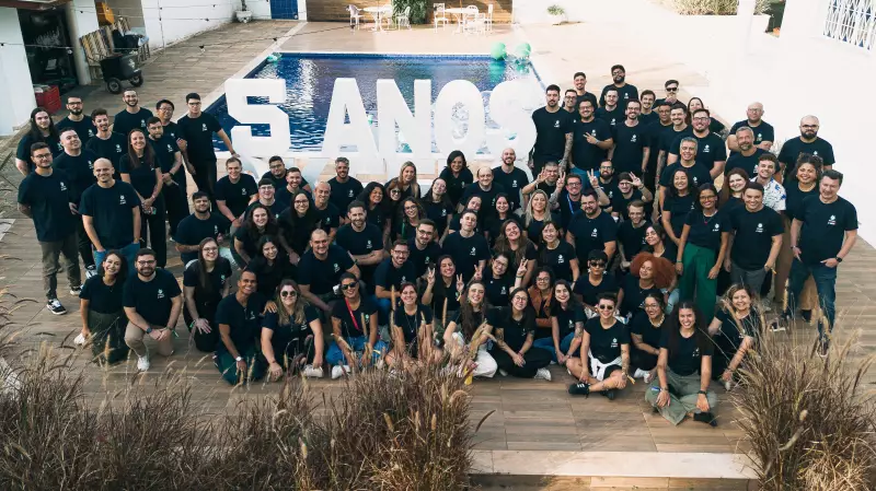 Skeelo Desafia Amazon: Conheça a Plataforma Brasileira Que Quer Ser o Novo Kindle