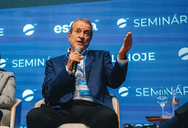 STF reabre investigação sobre Bolsonaro: ex-presidente solicita visita de Valdemar Costa Neto