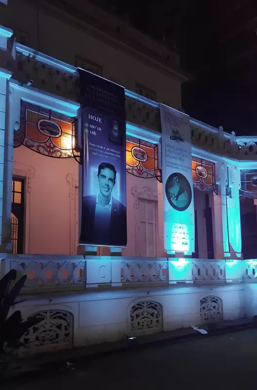 Tabuleiro da Existência: Obra que explora os caminhos da vida chega a Santos em noite especial