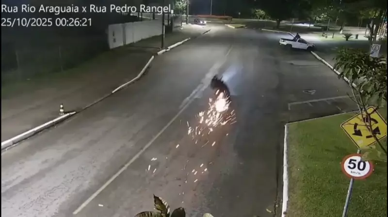 Tragédia em SC: Casal morre após colisão brutal de motoneta contra canteiro central