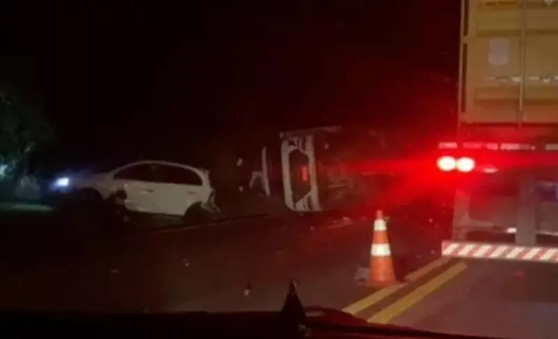 Tragédia na BR-040: Acidente envolvendo caminhão, ônibus e carros deixa uma vítima fatal em Carandaí