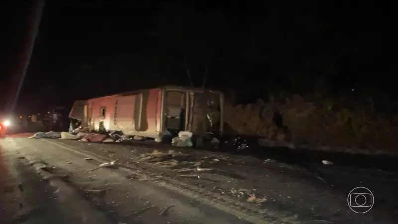 Tragédia nas Estradas: Ônibus Tomba em PE e Deixa 17 Vítimas Fatais