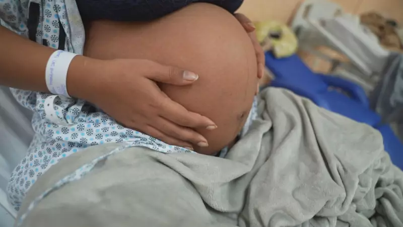 Três Graças: Como a nova novela das 6 espelha o Brasil real com histórias de gravidez na adolescência e mães solo