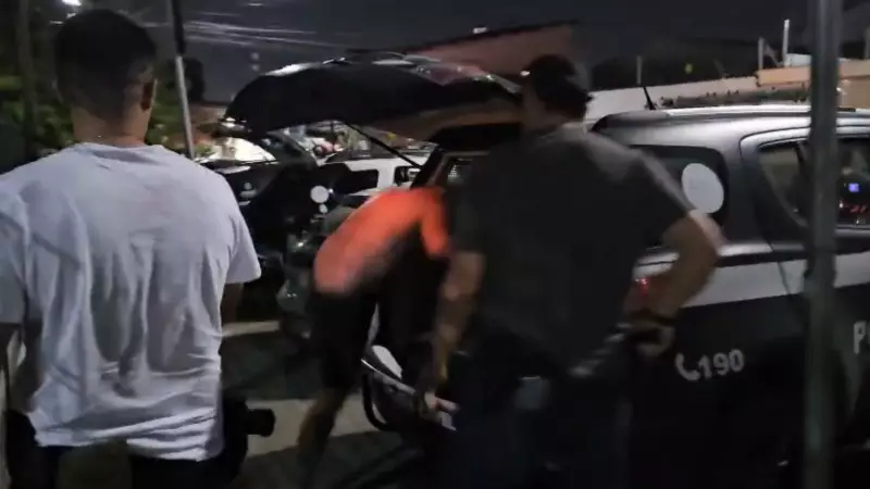 Três homens são presos por invadir e expulsar famílias de residência em Fortaleza