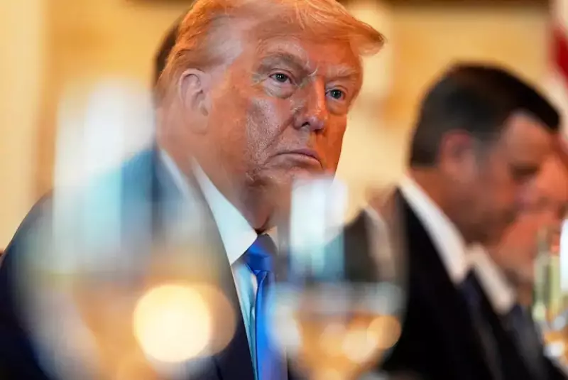 Trump processa o governo dos EUA: alega que Departamento de Justiça deve dinheiro a ele