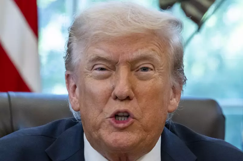 Trump Responde com Provocação Escatológica a Protestos Contra Seu Governo