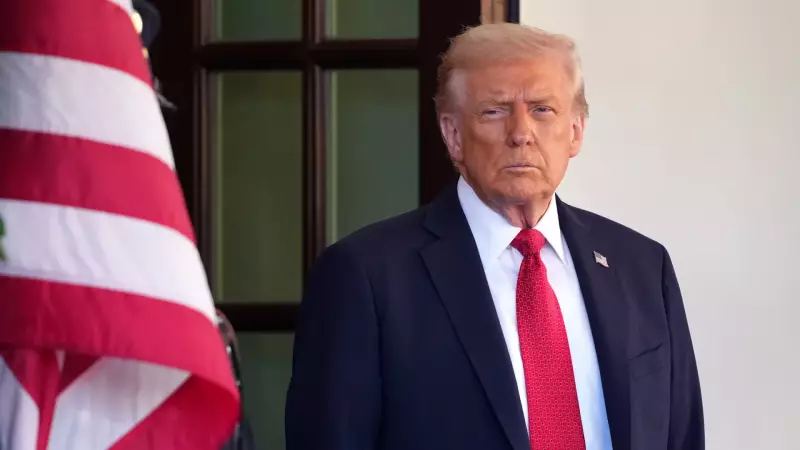 Trump Revela Motivo Inusitado para Interromper Negociações com Canadá: Vídeo de Reagan