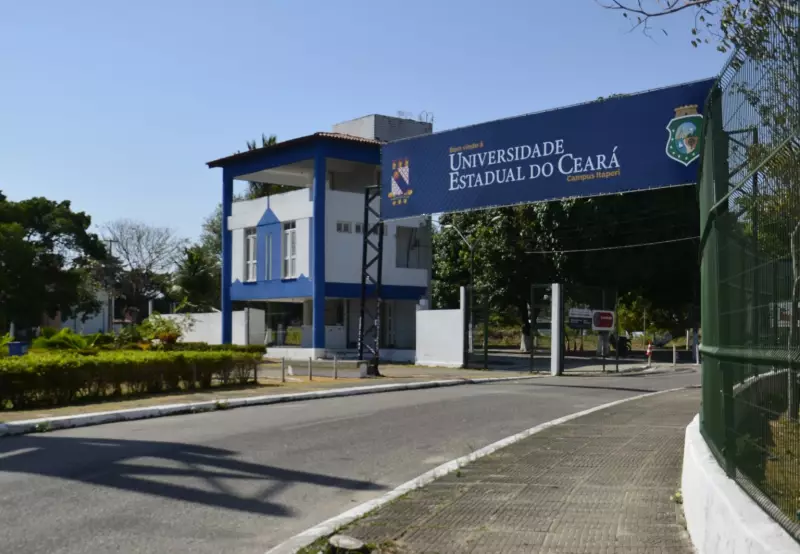 UECE indefere mais de 7 mil matrículas de cotistas no vestibular: candidatos relatam erros e buscam justiça