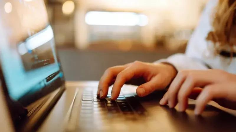 Vazamento de Dados: Especialista Alerta que Funcionários Podem Ser Punitos por Expor Informações Empresariais