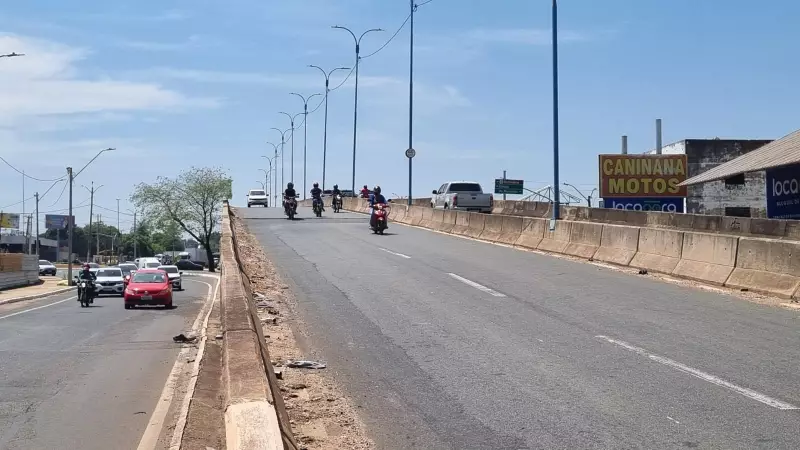 Viaduto em Teresina apresenta desnível e preocupa motoristas: situação exige atenção no trânsito