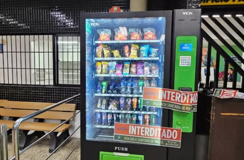 Vigilância Sanitária interdita máquina de lanches com produtos vencidos dentro de faculdade em Alagoas