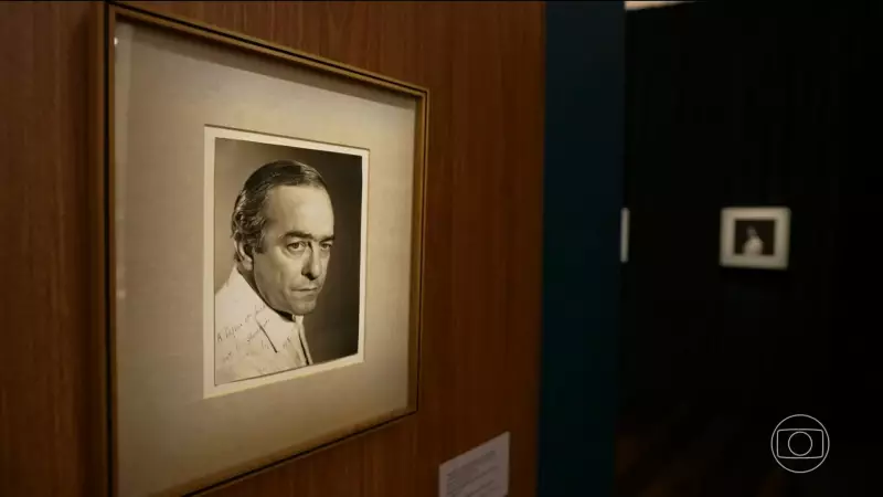 Vinicius de Moraes em cartaz no Rio: Exposição imersiva celebra obra do Poetinha