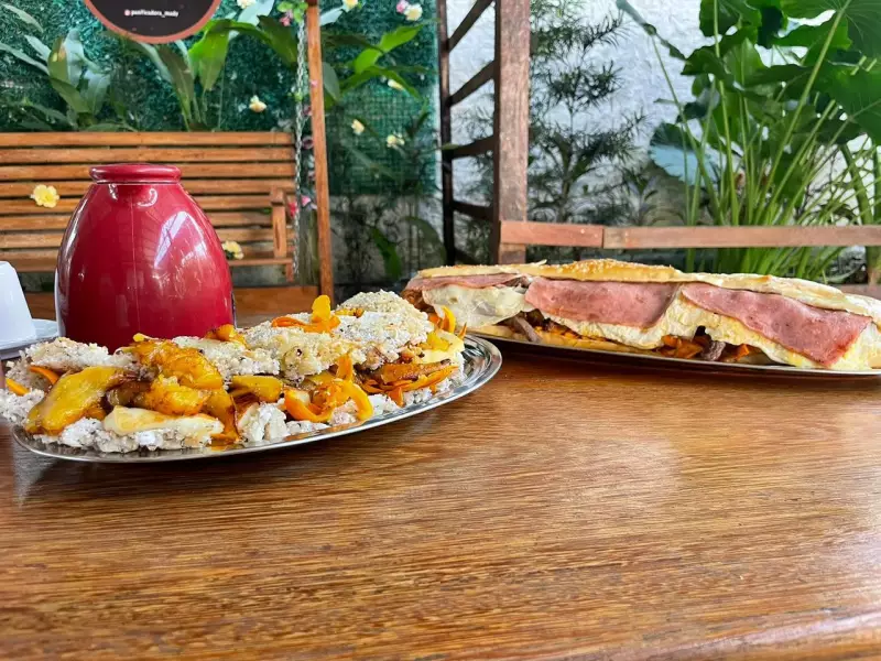 X-caboquinho e Tucumã: O Café da Manhã Manauara Que Conquista o Brasil Com Seus Sabores Amazônicos