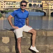 Alfaiate de famosos é investigado por desviar R$ 2,4 milhões do INSS em esquema milionário