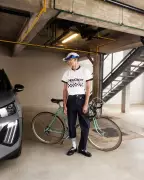 Arquivo da Peugeot Vira Inspiração para Coleção de Moda da Piet: Fusão Entre Automóveis e Fashion