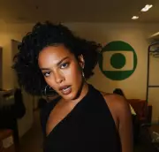 Bella Campos Revela o Lado Sombrio da Fama: Como 'Vale Tudo' Impactou Sua Saúde Mental