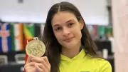Brasileira brilha no taekwondo e chega como número 1 do mundo para o Mundial
