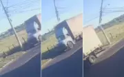 Caminhoneiro embriagado causa acidente, foge e é perseguido por motoristas em Franca; veja o vídeo