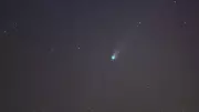 Cometa Lemmon atinge pico de brilho e será visível a olho nu no Brasil - Saiba como observar!