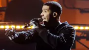 Drake na Mira da Justiça: Rapper é Processado por Promover Cassino Ilegal Online