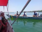 Embarcação Afunda no Rio Tocantins: Dois Homens Desaparecidos Após Acidente com Motos