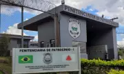 Escândalo em Presídio de MG: Professora e Detento Flagrados em Cena Íntima Dentro de Sala de Aula