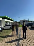 Estudante é preso após ameaçar decapitar ex-namorada em áudio de perseguição assustadora