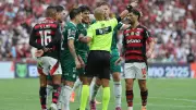Foco na Libertadores: Flamengo e Palmeiras tropeçam no Brasileirão e abrem caminho para perseguidores
