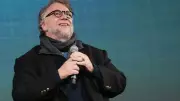 Guillermo del Toro Declara Guerra à IA: 'Prefiro Morrer do que Usar Inteligência Artificial nos Meus Filmes'