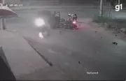 Imagens Fortes: Motociclista é Arremessado em Colisão Violenta em Montes Claros
