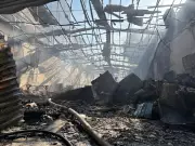 Incêndio de grandes proporções consome loja de móveis no centro de Corumbá, MS