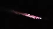Lixo Espacial Vira Especáculo Nos Céus do Brasil: Fragmentos Incendeiam a Atmosfera em Três Regiões