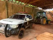 Operação da Polícia Civil prende tio e sobrinho por furto de tratores no interior de SP