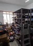 Operação da Polícia desmonta fábrica clandestina de celulares na Santa Ifigenia, centro de SP