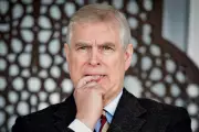 Príncipe Andrew Sobre Pressão por Investigação Após Renúncia Real - Escândalo Epstein Ganha Novo Capítulo
