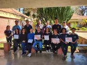 Professor transforma bairro em sala de aula ao ar livre e se torna finalista do Prêmio Educador Nota 10