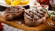 Segredo do Bife Perfeito: Chef Revela Técnica Infalível Para Carne Dourada e Suculenta
