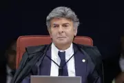 STF em Movimento: Fachin Permite Transferência de Fux para Segunda Turma - Entenda o Que Muda