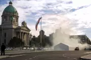 Tiroteio em Belgrado: Atirador abre fogo em frente ao Parlamento da Sérvia e é neutralizado