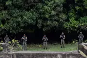 Venezuela mobiliza tropas em exercícios militares por todo litoral enquanto observa movimentos dos EUA