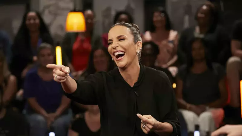 5 artistas que perderam a paciência com fãs em shows