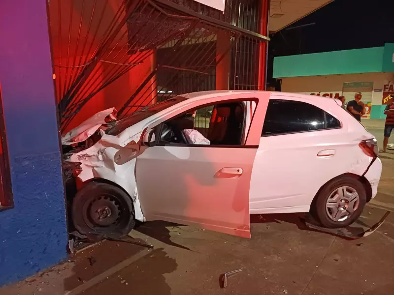 Acidente em Boa Vista: 2 mulheres feridas após colisão no Cambará