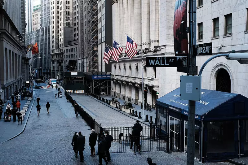 Alerta de CEOs de Wall Street: O que está por trás da queda global das bolsas?