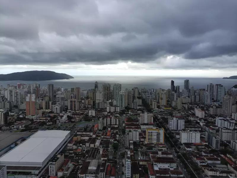 Alerta meteorológico: chuva forte, vento e granizo de 23 a 25 no litoral de SP